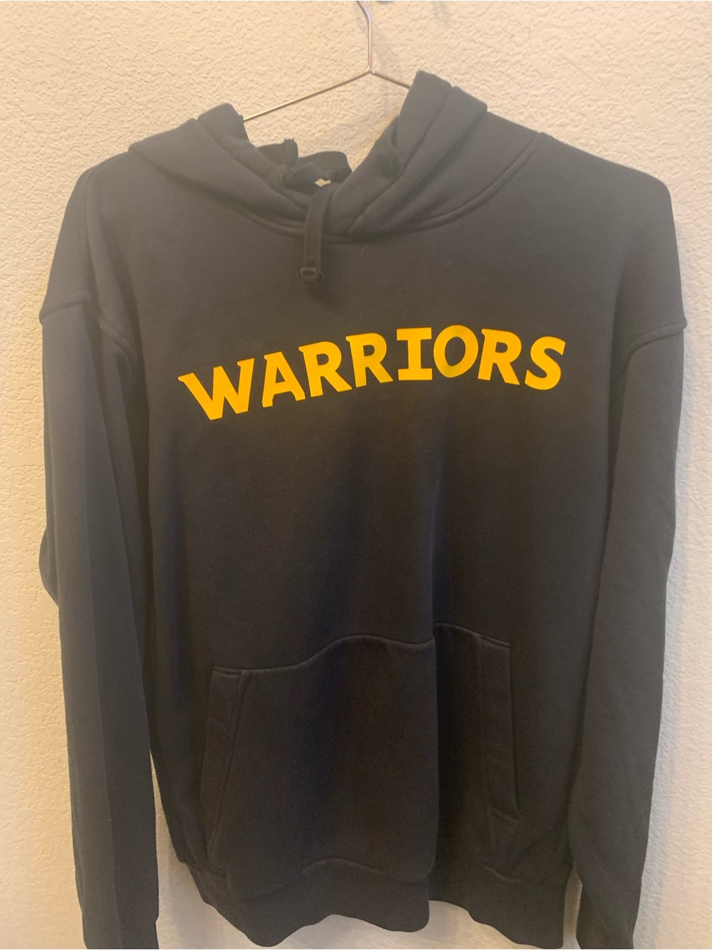 NBA Warriors Crewneck Sweatshirt - Black with Yellow Lettering